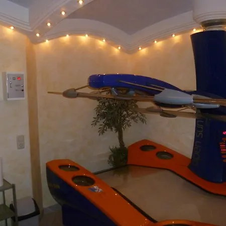 Pension-elfi 3* Maring-Noviand