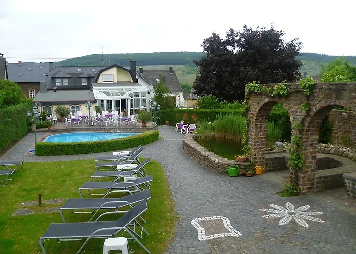 Pension-elfi 3* 매링노비안드